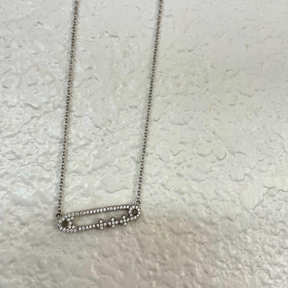Safety pin necklace